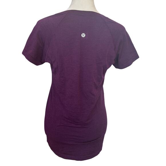 Lululemon Plum Purple Swiftly Tech Short Sleeve 2.0 Women's Size 6 - Picture 4 of 4